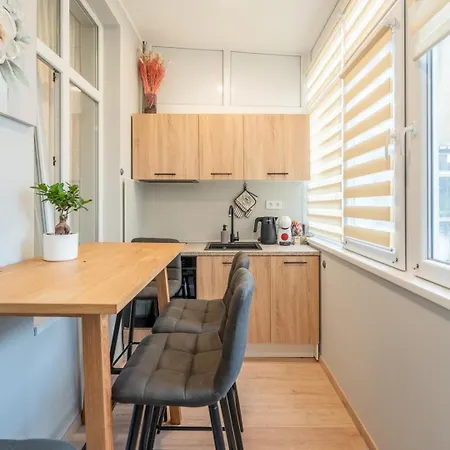Luxurious And Comfy With Location * 소피아