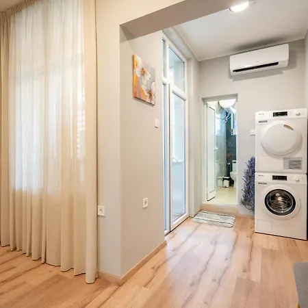 Luxurious And Comfy With Location *